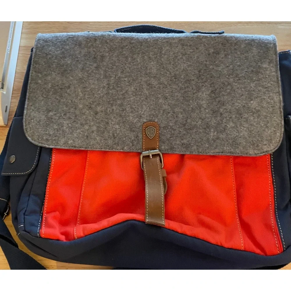 Warner Bros Messenger Bag Navy Orange Grey Felt‎ Laptop Sleeve WB Shield Logo